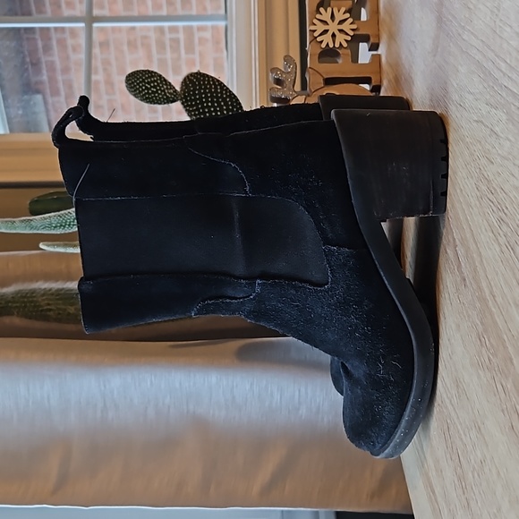Emanuele Crasto BLUE SUEDE Chunky Heel Chelsea boots - Picture 3 of 8